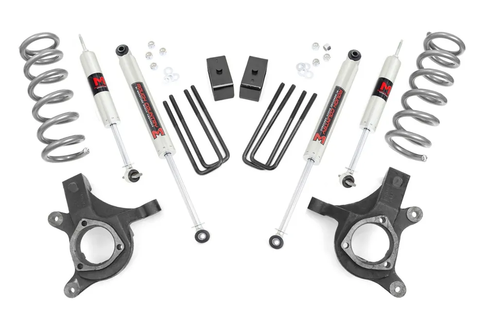 Rough Country 4.5 in. Lift Kit, M1 for Chevy/GMC 1500 99-06 and Classic - 23940 Flash Sale