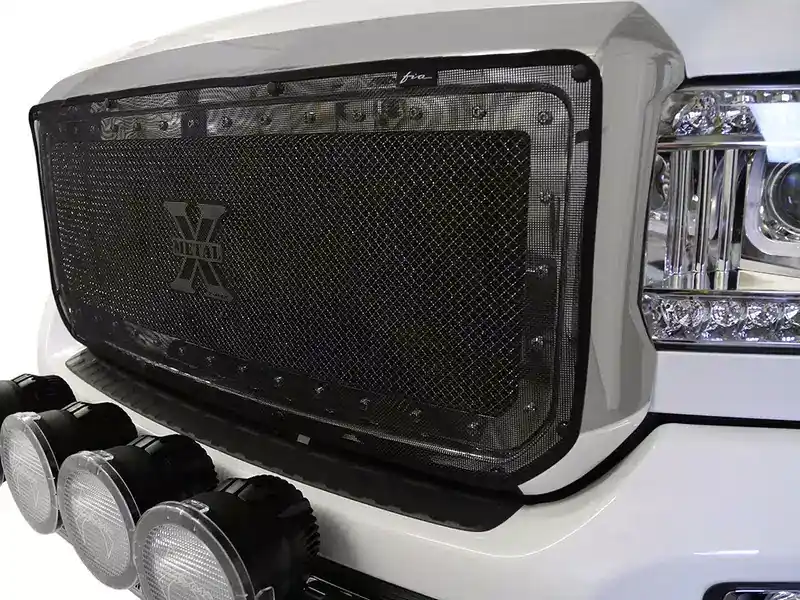Fia Winter Grille Cover & Bug Screen WF927-71 | RealTruck Grab Now