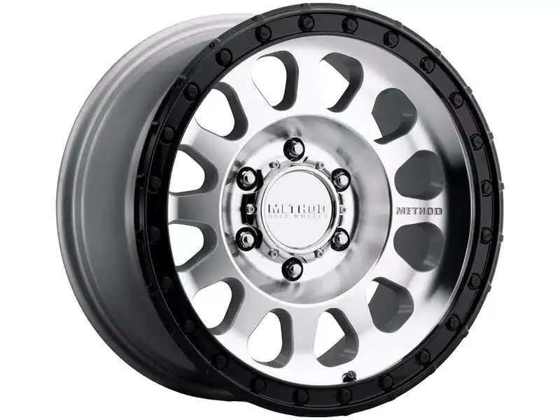 Mega Sale Method Machined & Gloss Black 315 Wheel MR315890601618 | RealTruck