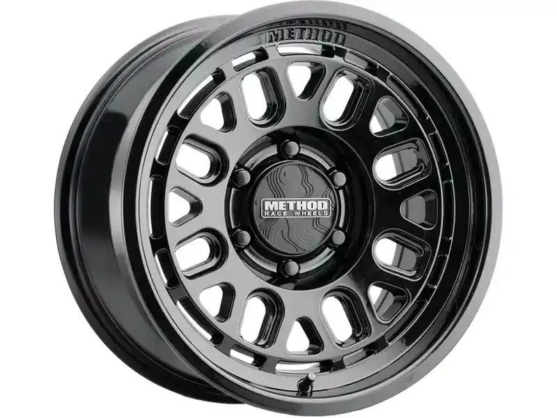Crafted Method Gloss Black 321 Wheel MR321785601325 | RealTruck