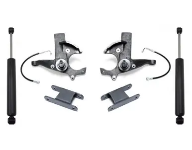 No Minimum Order MaxTrac 82-04 Chevrolet S-10 2WD 3in/1in Spindle Lift Kit - K880132